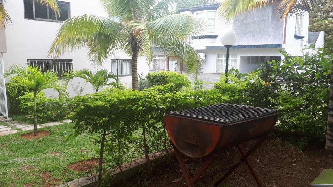 Appartamento Riva Bella Port Louis Esterno foto